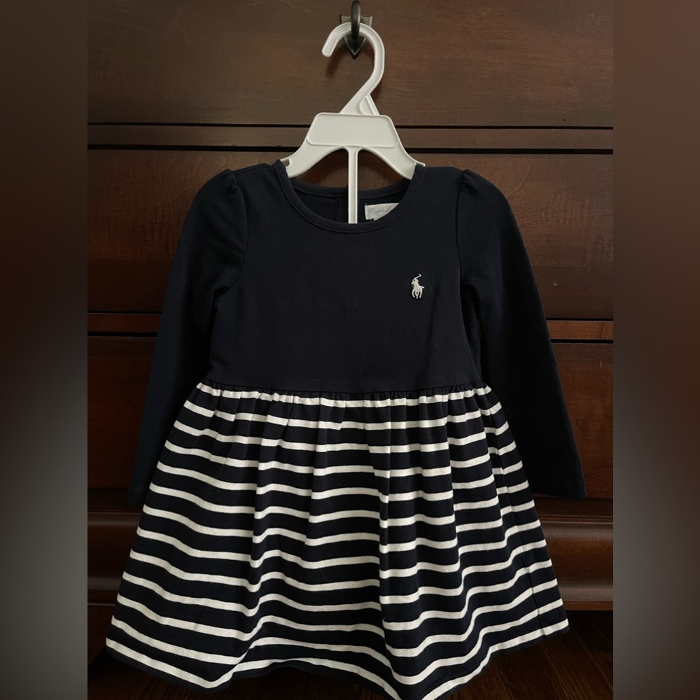 Ralph Lauren Navy Stripe Dress Set
PERFECT FOR HOLIDAYS!